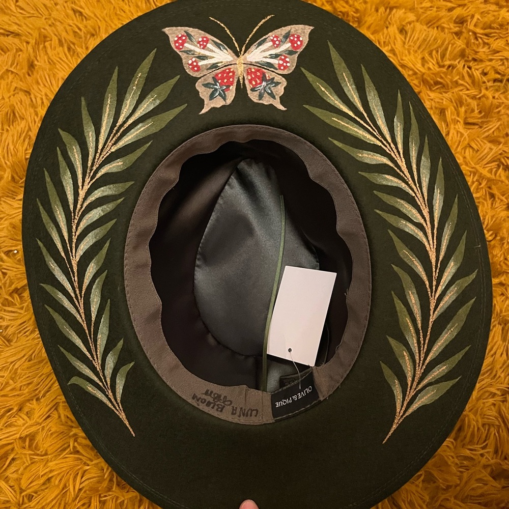 BRAND NEW never worn LUNA BLOOM hand painted hat.